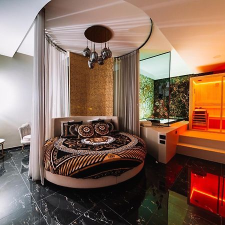 Versace Luxury Room Corleone Ngoại thất bức ảnh