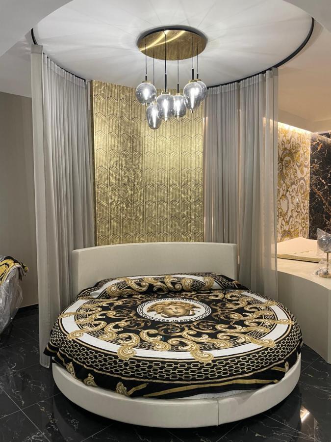 Versace Luxury Room Corleone Ngoại thất bức ảnh