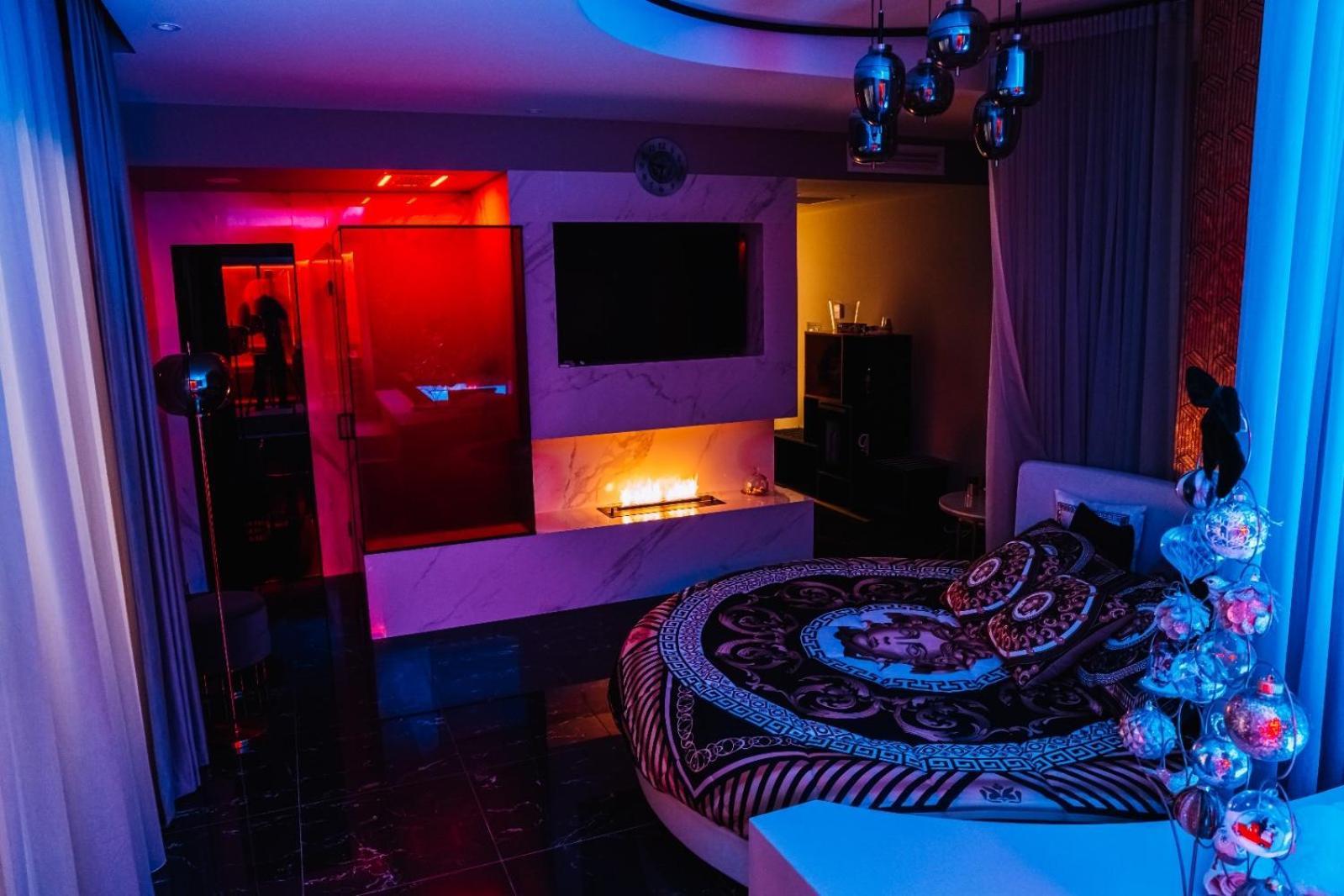 Versace Luxury Room Corleone Ngoại thất bức ảnh